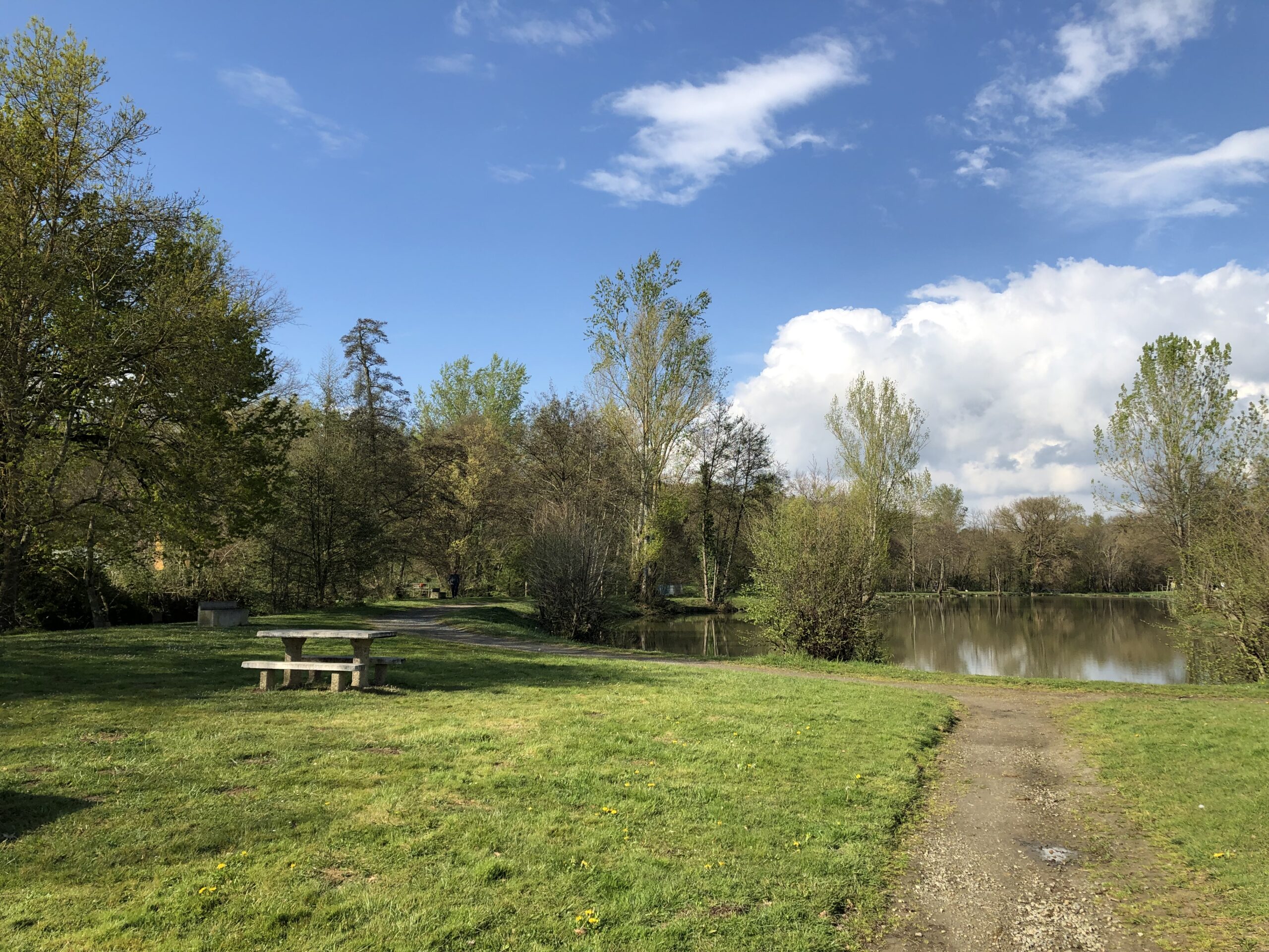 Lac De La Mouline Mairie De L guevin lac-de-la-mouline-mairie-de-l-guevin